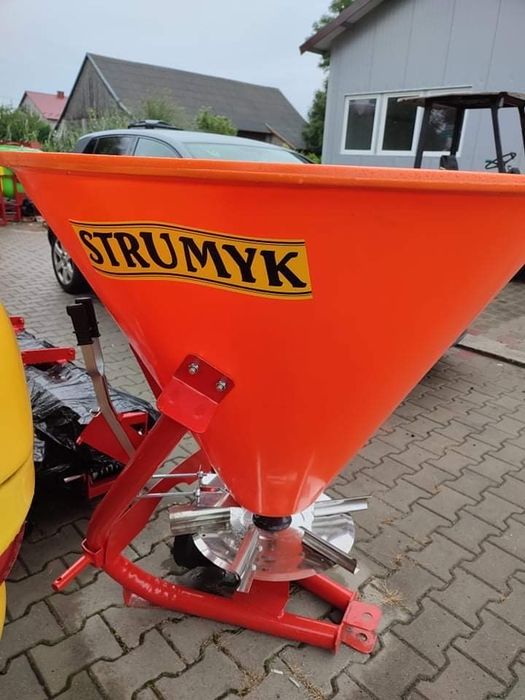 Nowy kosz do rozsiewania nawozu plastikowy lejek DOSTAWA