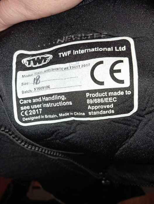 Pianka do nurkowania