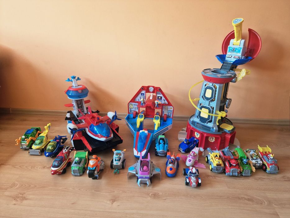 Zestaw Zabawek Psi Patrol "Paw Patrol" Wieża - Podwodna baza