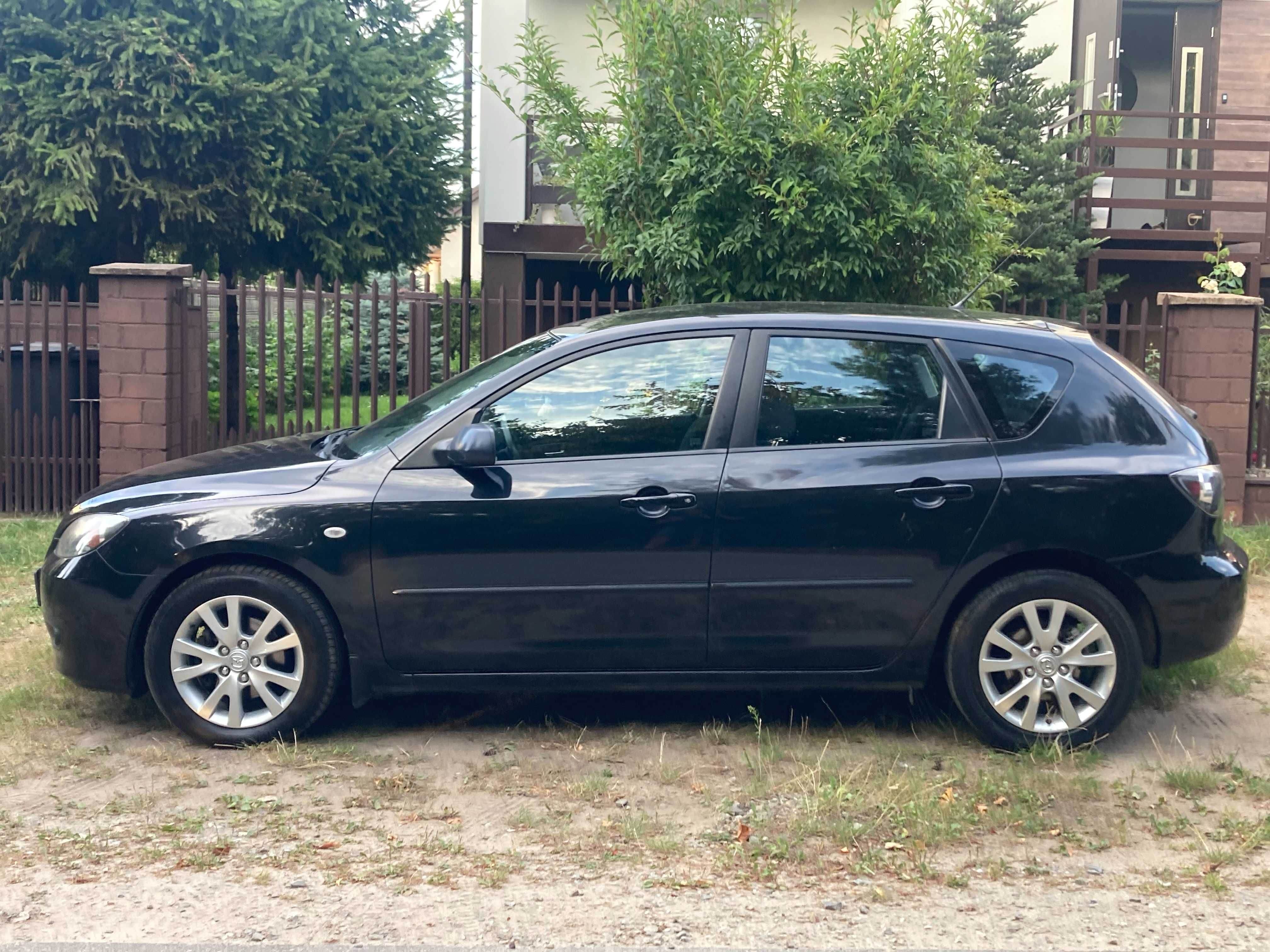 Mazda 3 benzyna 1.6 2007 r. klima, opony zimowe