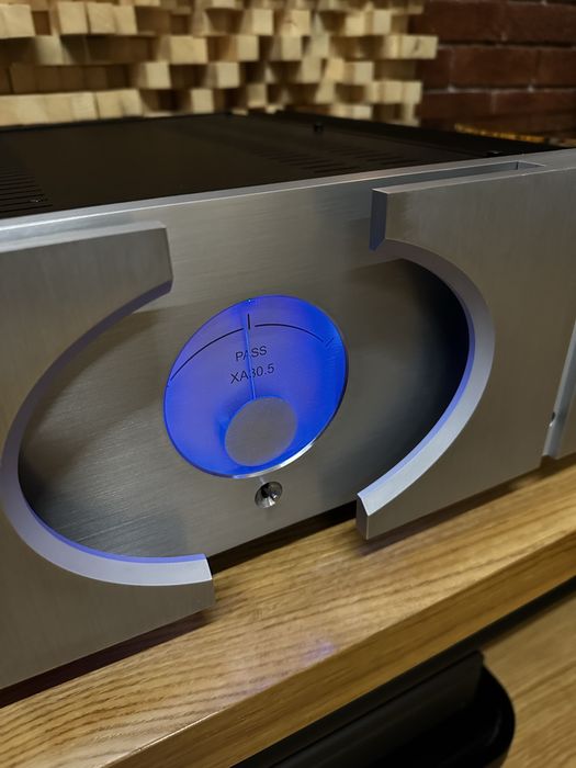 Wzmacniacz Pass Labs 30.5