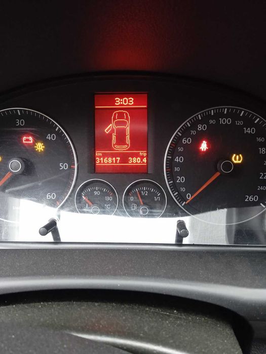 Продам Volkswagen Touran 1.9tdi 2010р.в