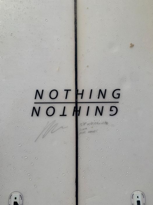 Prancha de surf Nothing 5.8 25L