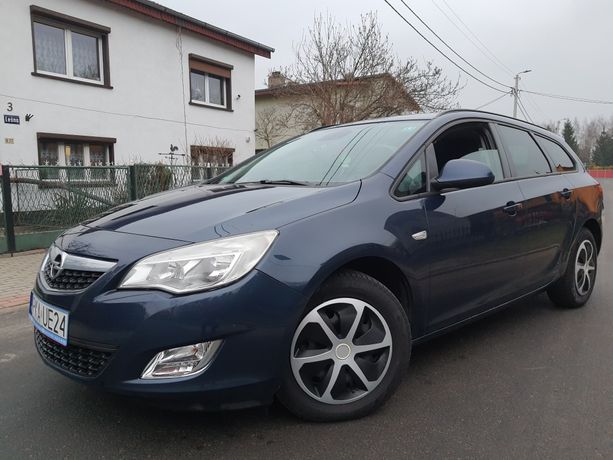 ZADBANY! Opel Astra J -2011- 1.7CDTi 125KM -StanBDB! Klima/ Tempomat!