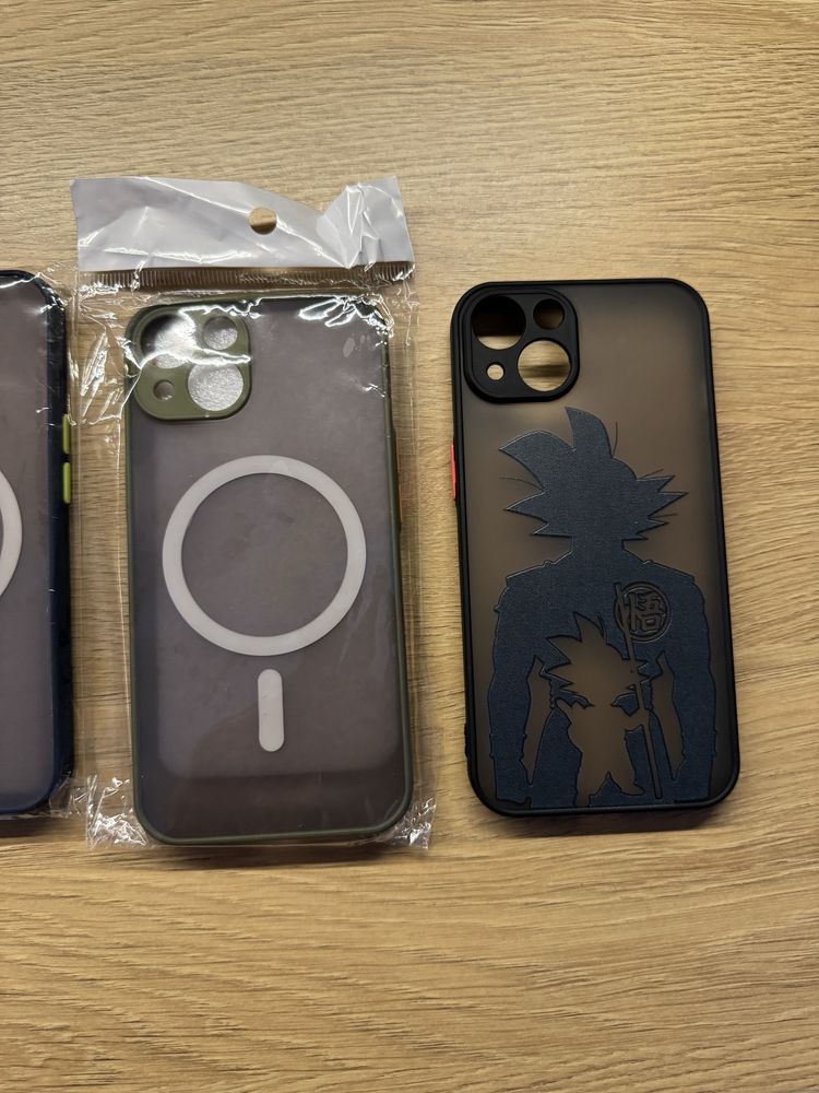 Etui iphon 13  stan bdb , nowe.