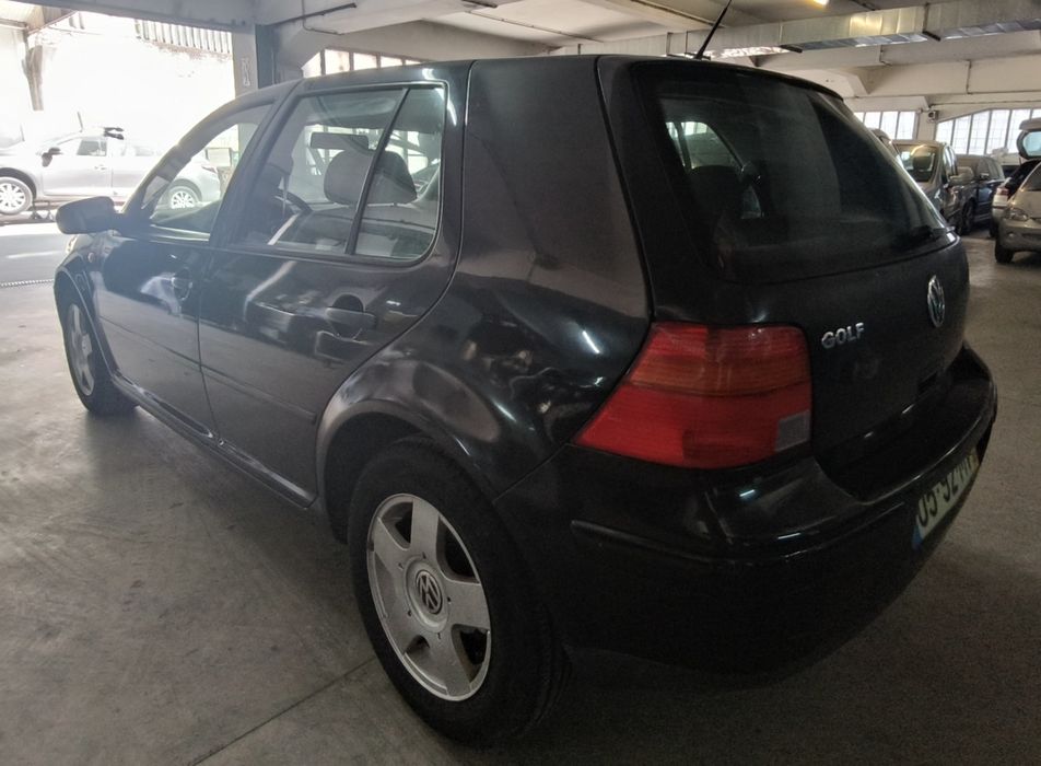 VW Golf IV 1.4 16vConfortline 100cv apenas 180 mil kms