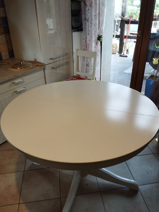 Sprzedam stół okrągły