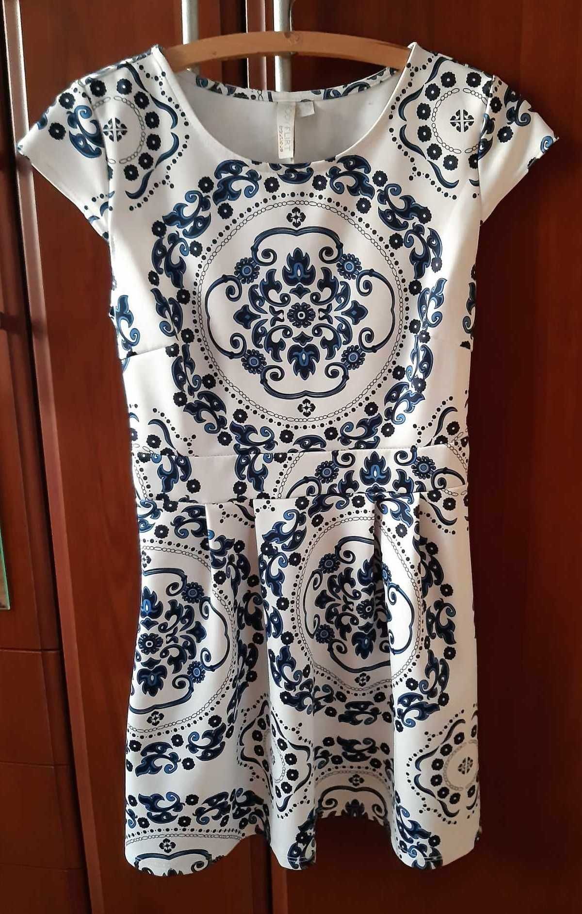 Sukienka Bonprix 36/38 biało-niebieska używana