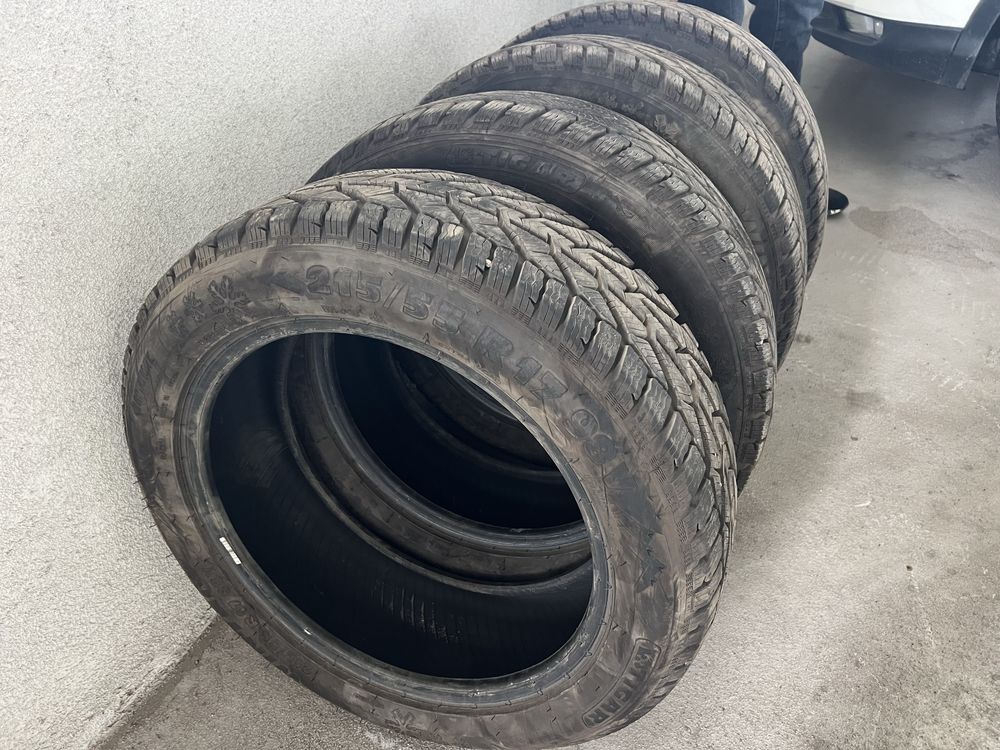 TIGAR Winter 215/55R17 98V