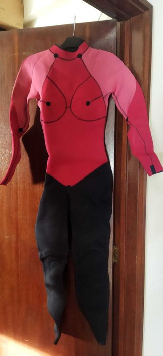 Conjunto: DEEPLY - Pes de pato, Leash, Meias, Camisola, Fato TRIBORD