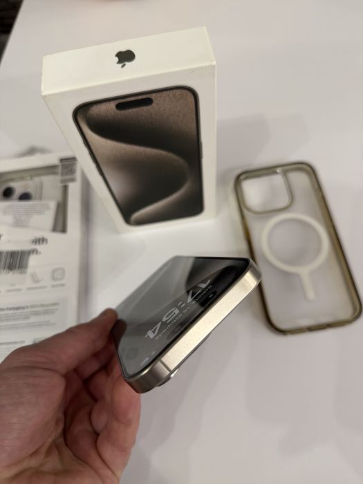 iPhone 15 Pro 128 gb stan idealny