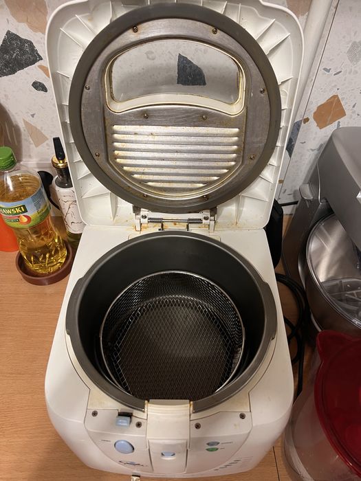 Фритюрниця First (Tefal)