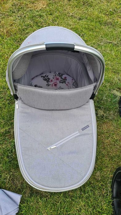 Wózek 2w1 Baby Design Bueno GRAY Peony dla dziewczynki