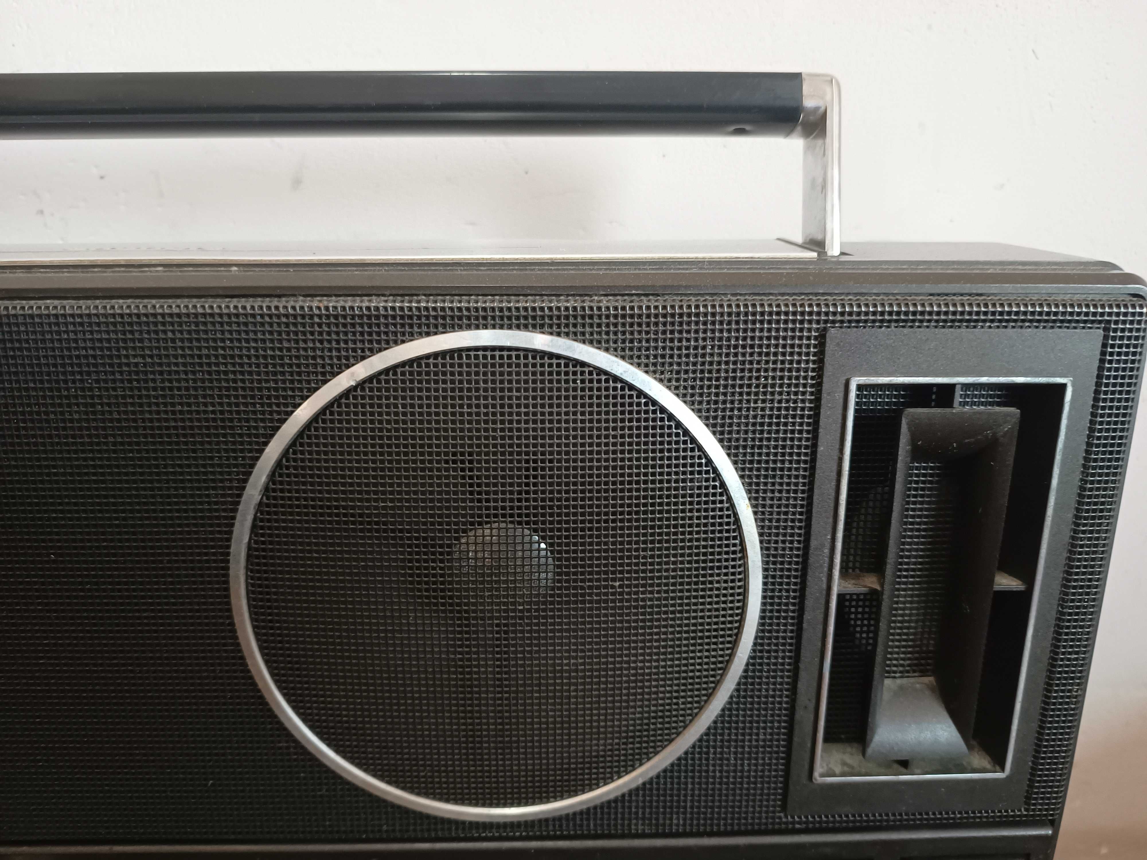 Radiomagnetofon magnetofon Grundig RR 2000 z PRL sprawny