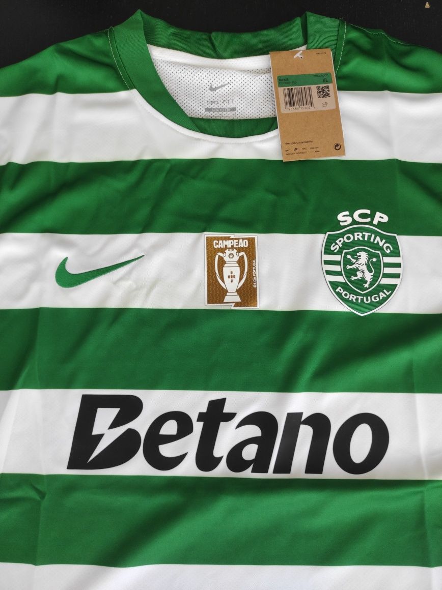 Camisola do Sporting, época 25/26, tamanho M, com o Nome: Vânia, N°10