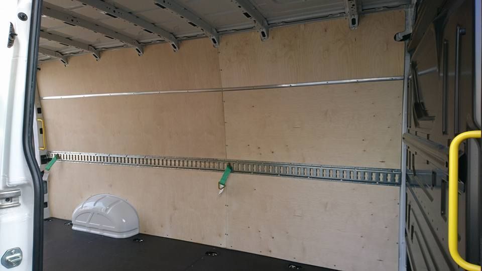 VW Crafter L5H2 obicie części ładunkowej