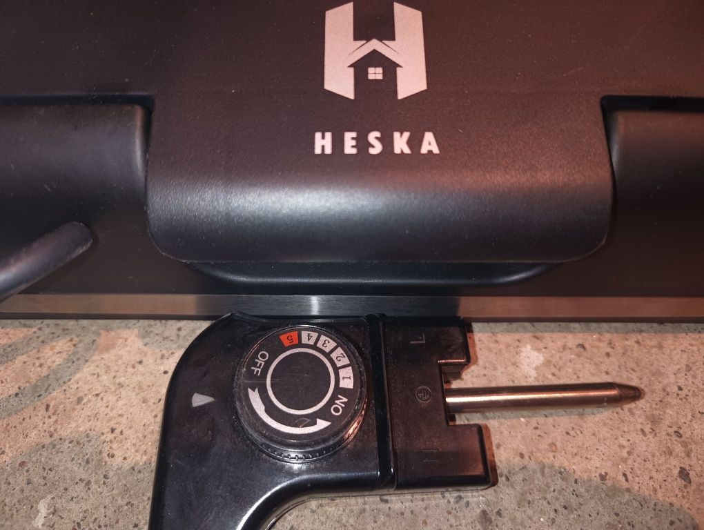 Grill elektryczny HEKSA 1650W l