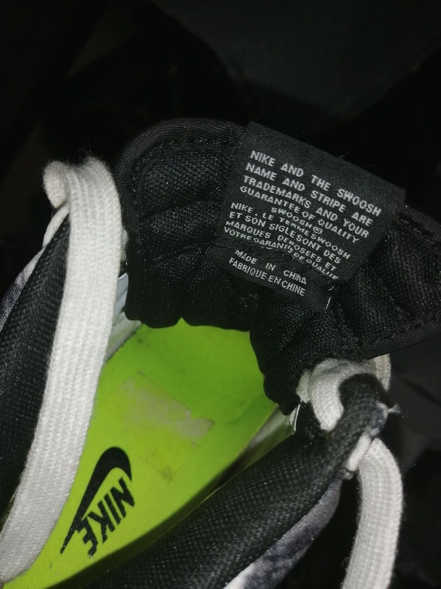 Sneakersy półbuty w sportowym stylu na na koturnie NIKE DUNK SKY HI 36