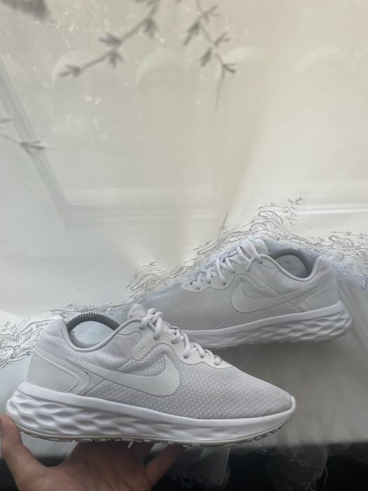 Спортивные кроссовки Nike Revolution 6
