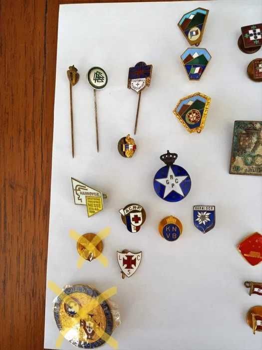 Football / Futebol - Pins raros portugueses e estrangeiros