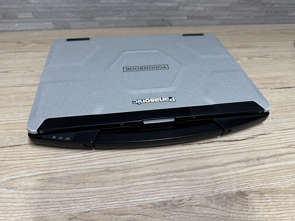 Військовий ноутбук Panasonic ToughBook CF-54 intel i5-7300U/16gb/256gb