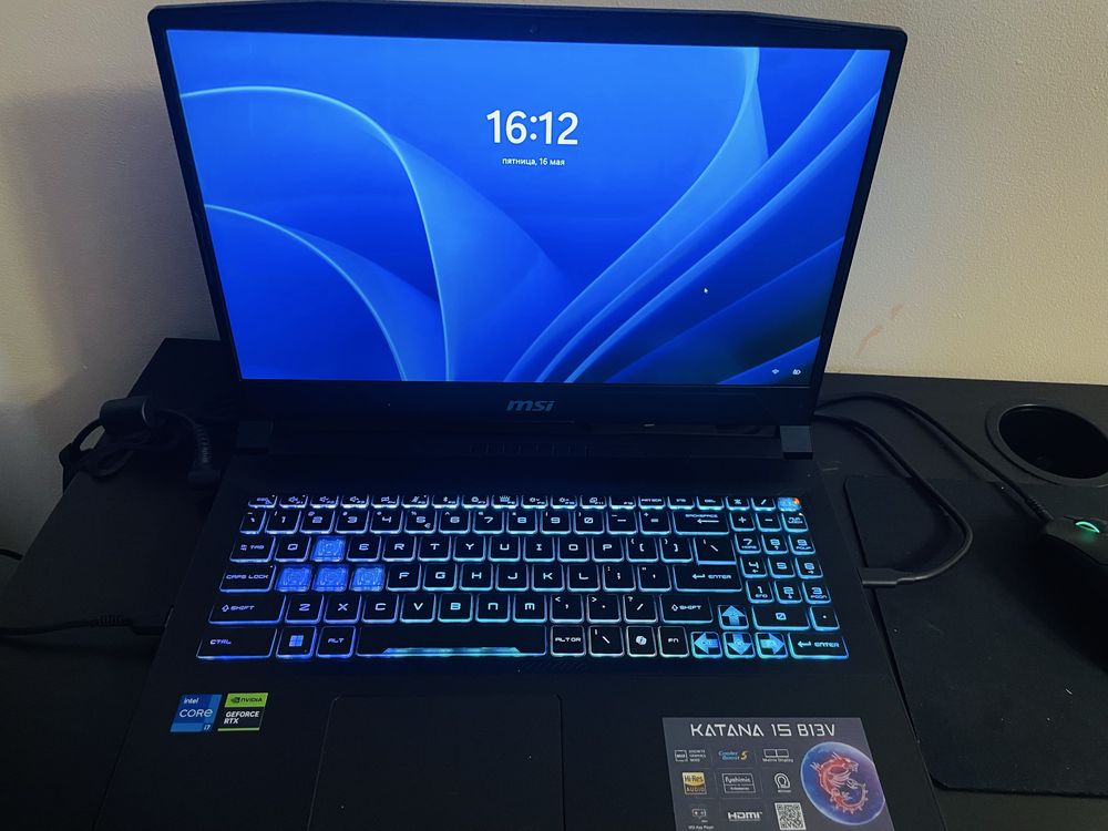 Laptop gamingowy MSI Katana 15 IntelCore i7 RTX 4060 16 Gb RAM 1Tb SSD