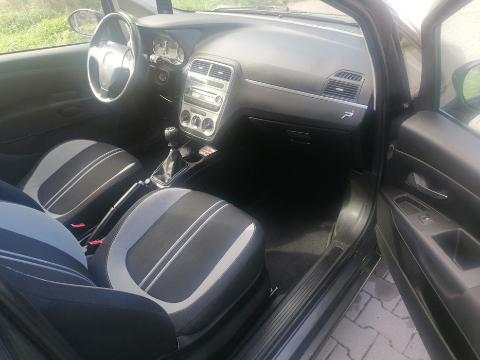 Fiat grande punto 2008r 1.4 benzyna 141tys km giugiaro