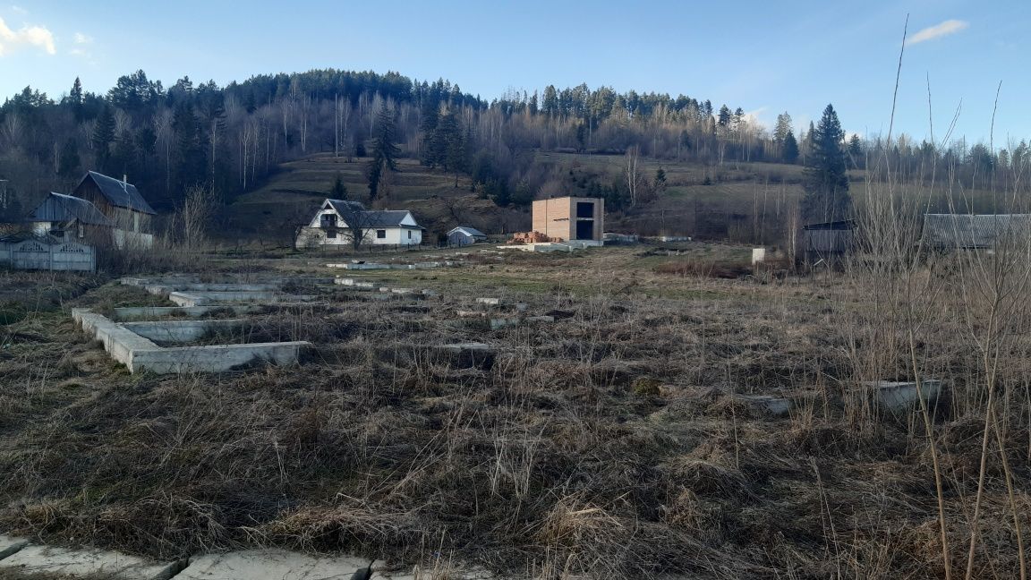 Продаж земельної ділянки . 26 соток. Всі дозвільні документи . Делятин
