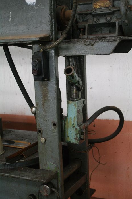 Прес Окс1671 зусилля 40 тон робочій