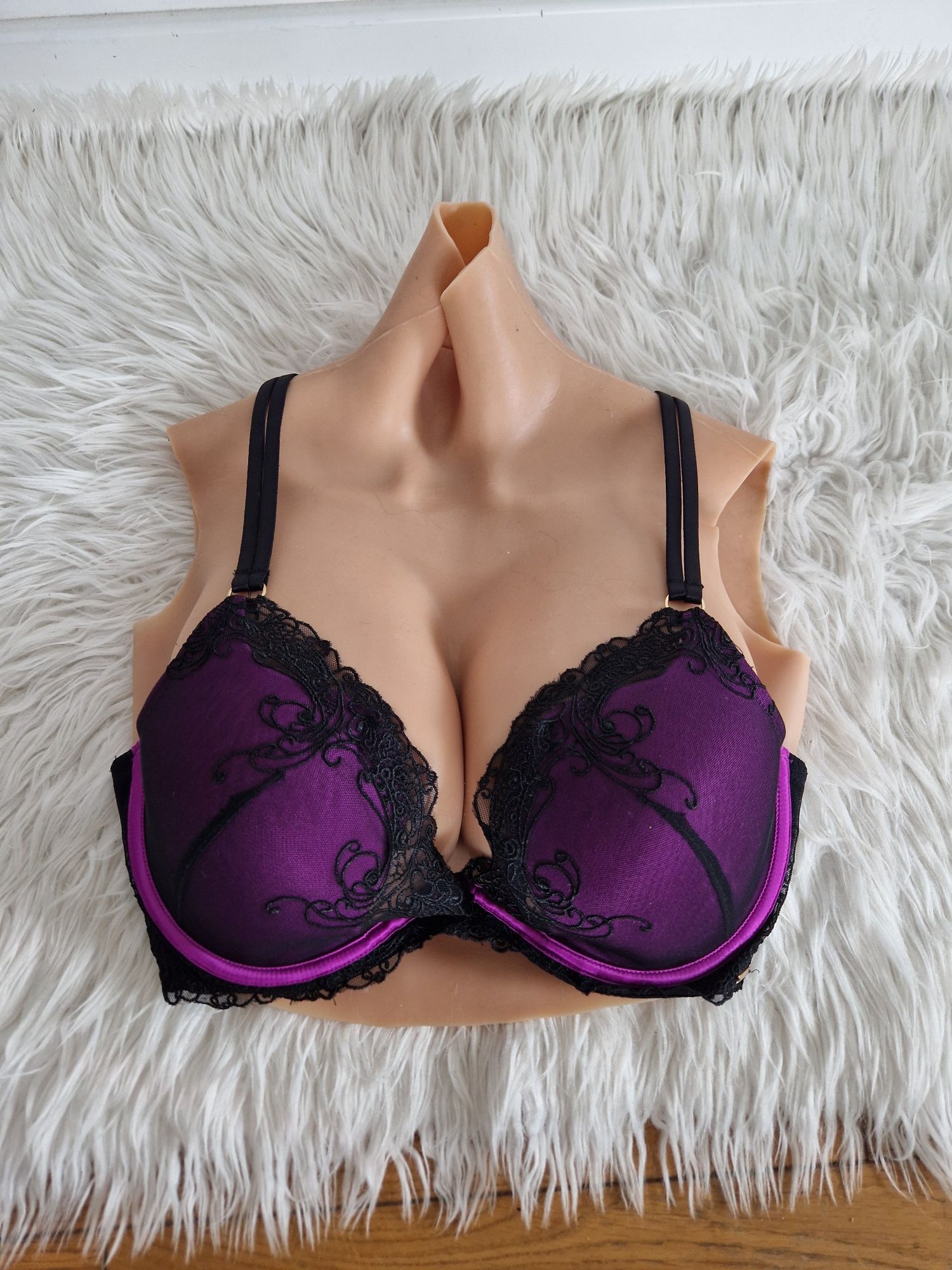 Boux Avenue 34E 75E biustonosz stanik push up koronka,