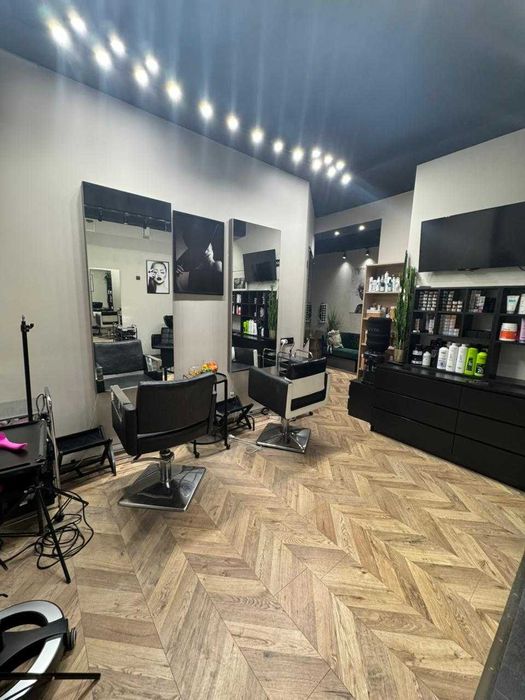 Оренда робочого місця салон краси Дружби народів, кератин, перукар