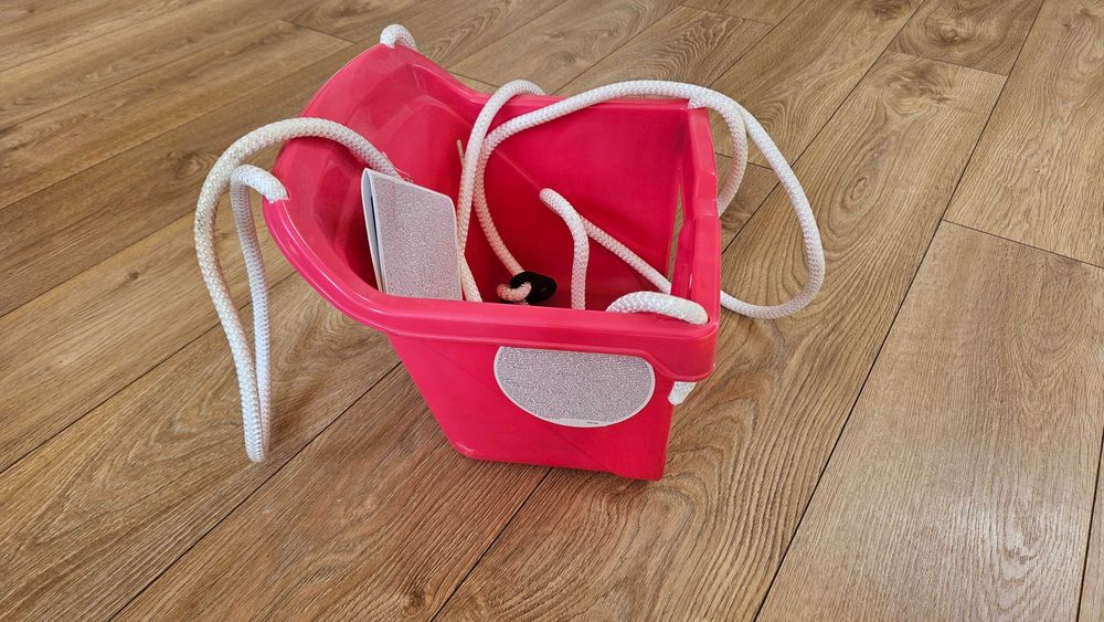 Huśtawka kubełkowa BEZPIECZNA RÓŻOWA - NOWA