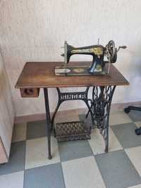 Антикварна швейна машинка Singer 1913 р. зі сфінксом