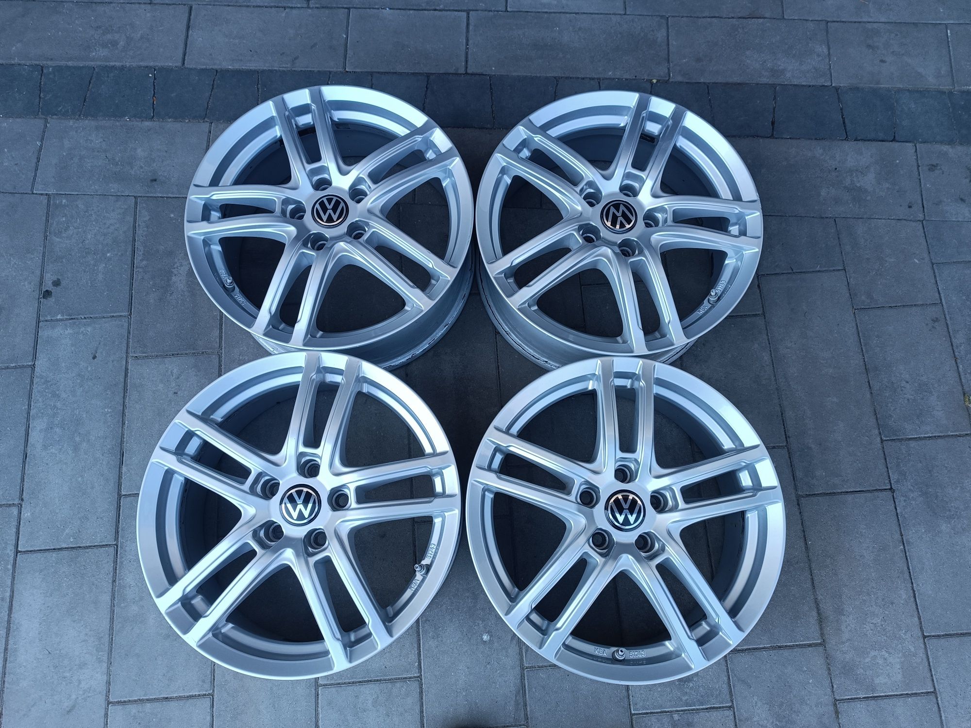 17 Alufelgi 5x112 VW  Passat ,Tiguan, Audi A4 A5 BMW 3 G20