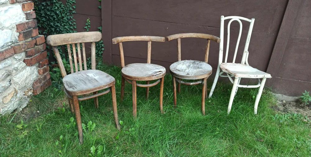 Krzesła Thonet gięte