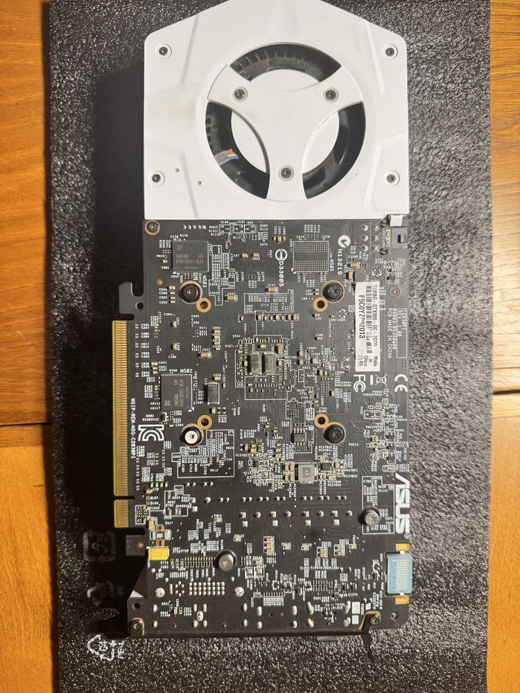 Placa gráfica Asus Gtx 960 Turbo 2gb