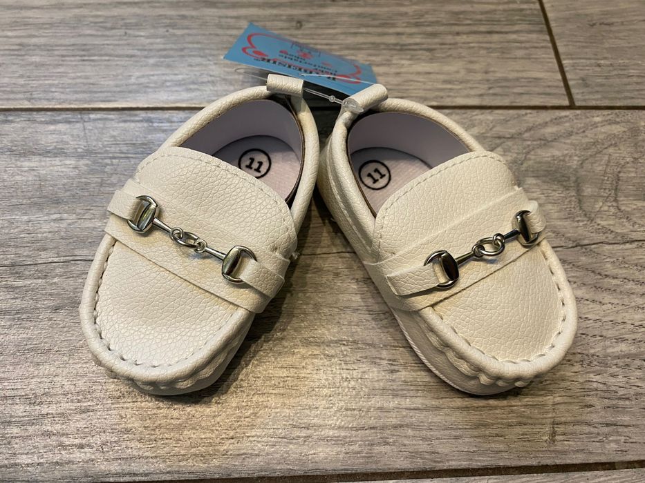 Buciki niechodki nowe