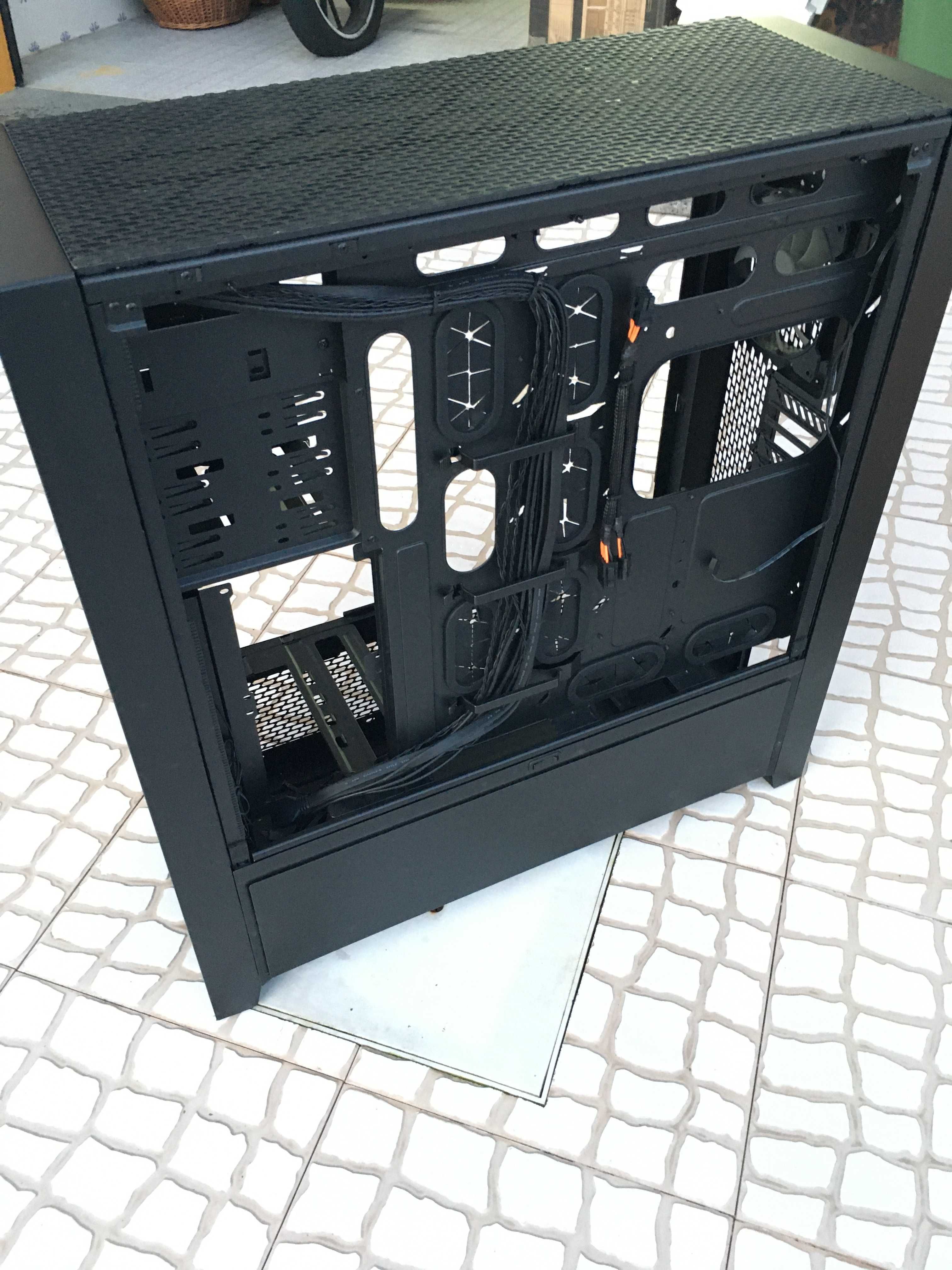 Corsair Obsidian 900D