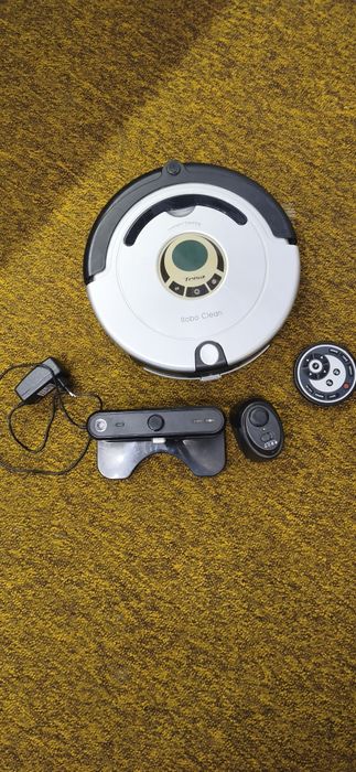 Продам робот-пылесос