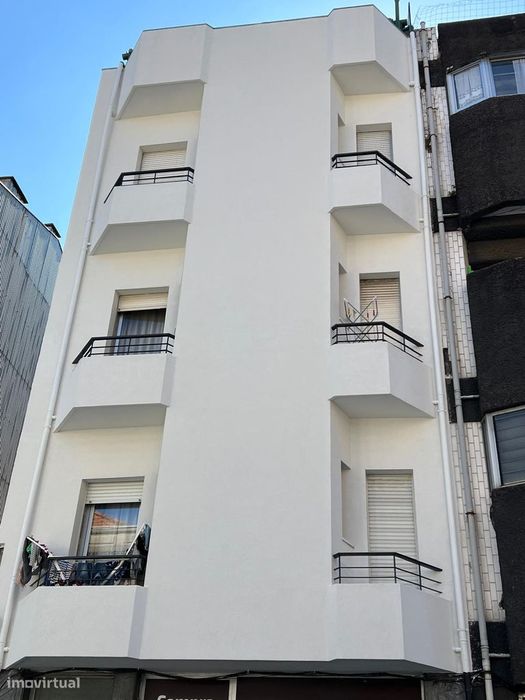 T1 Porto Centro Rua da Alegria Metro Marquês Remodelado e Equipado