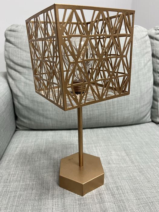 Декоративна лампа