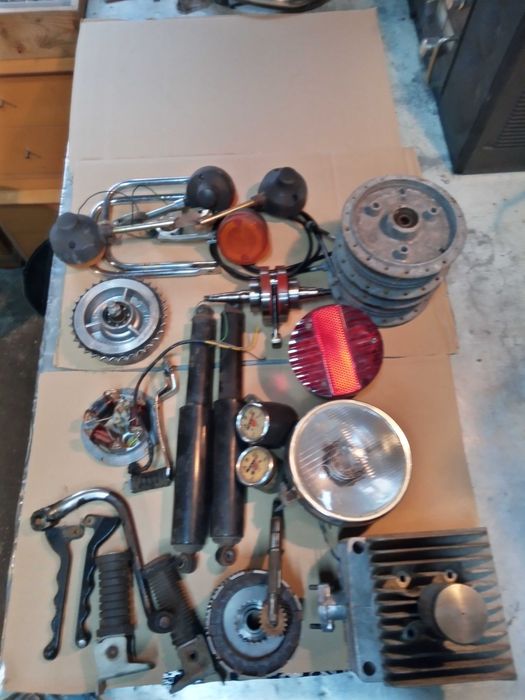 Simson  części tanio liczniki,lampy, cylinder , wał