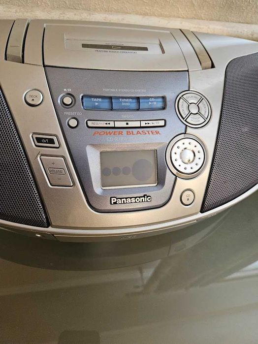 Продам магнітолу Panasonic RX-ES27