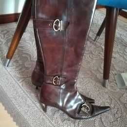 Botas em couro castanhas 37