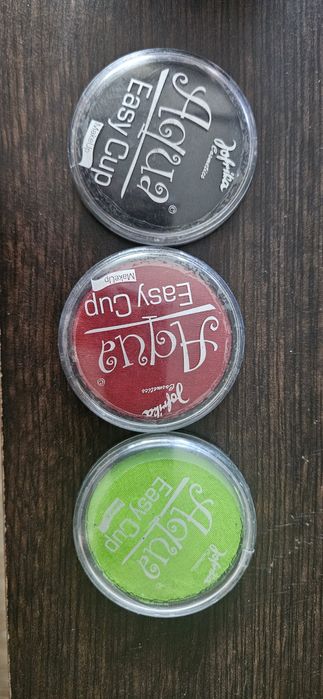 Аквагрим для хеловіну фарба що малює по тілу