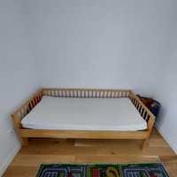 Łóżko dla dziecka drewniane