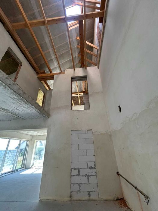 ГОТОВИЙ до РЕМОНТУ  сучасно збудований ДУПЛЕКС