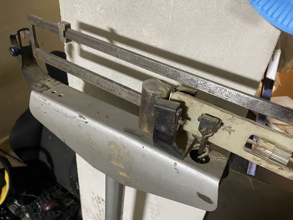 Механічні медичні ваги (радянські, металеві, напольні) Вага вес