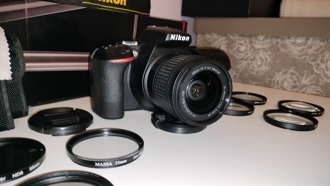 Lustrzanka Nikon D3500