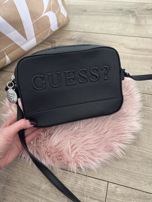 Torebka czarna guess nowa